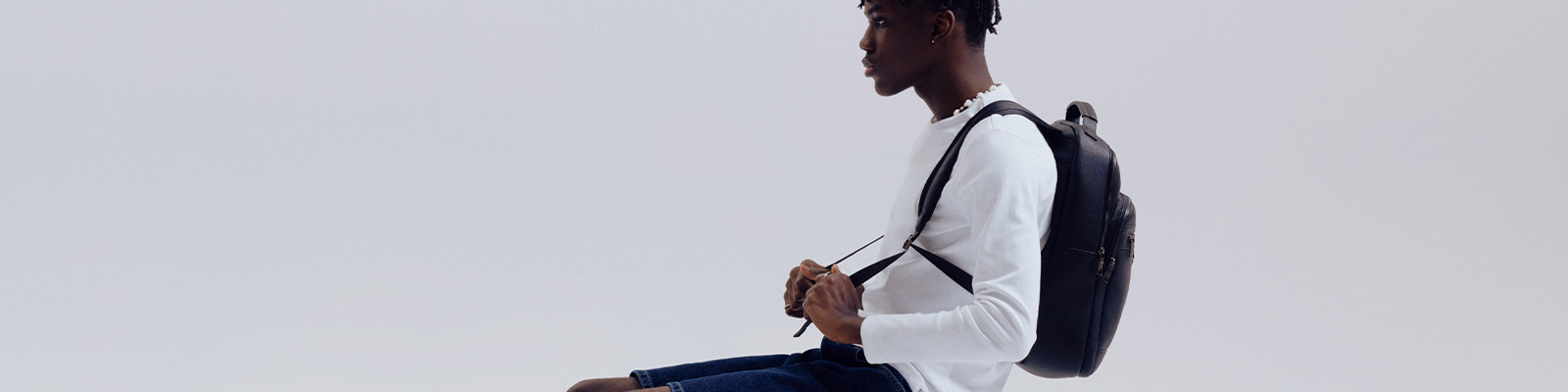 Modny longsleeve – jak i z czym go nosić?