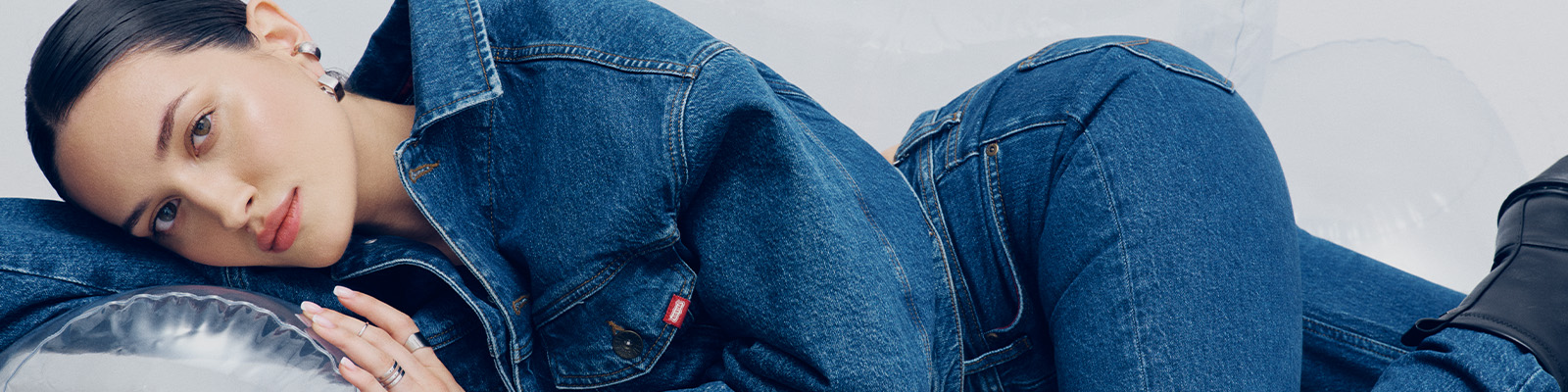 Jak ubierać się minimalistycznie?