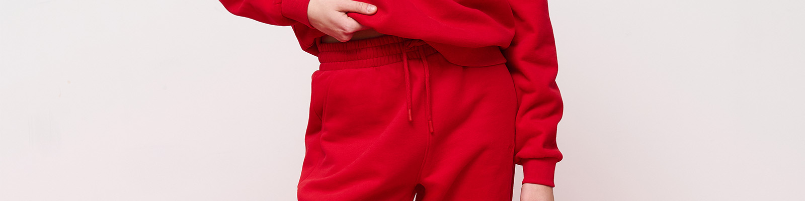 Jak nosić dresy, aby dobrze wyglądać?