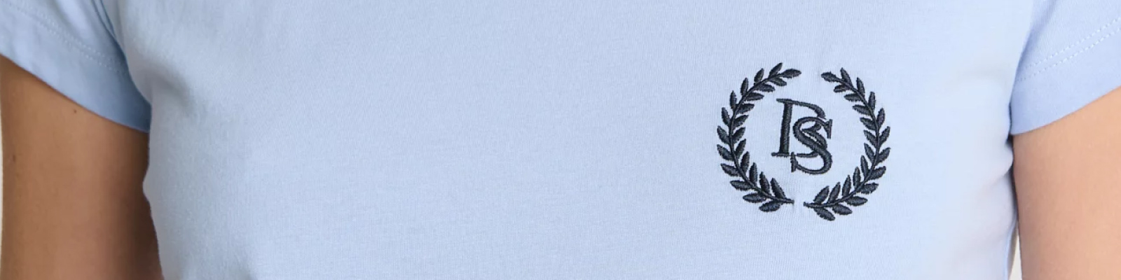 Kolory i wzory dla sylwetki plus size. Jakie printy i odcienie wybierać?