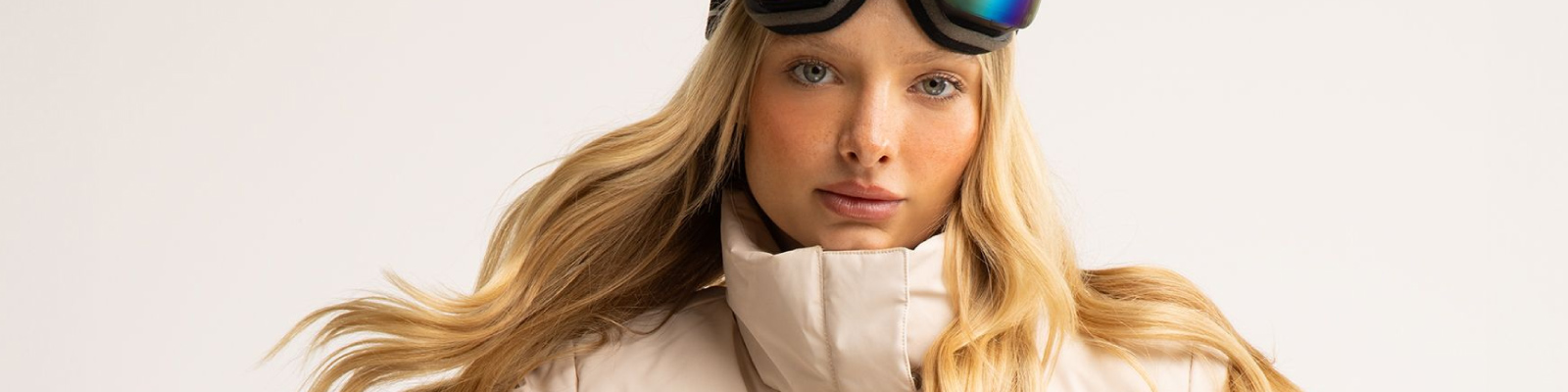 Jak suszyć ubrania zimą? Praktyczne porady na mroźne dni