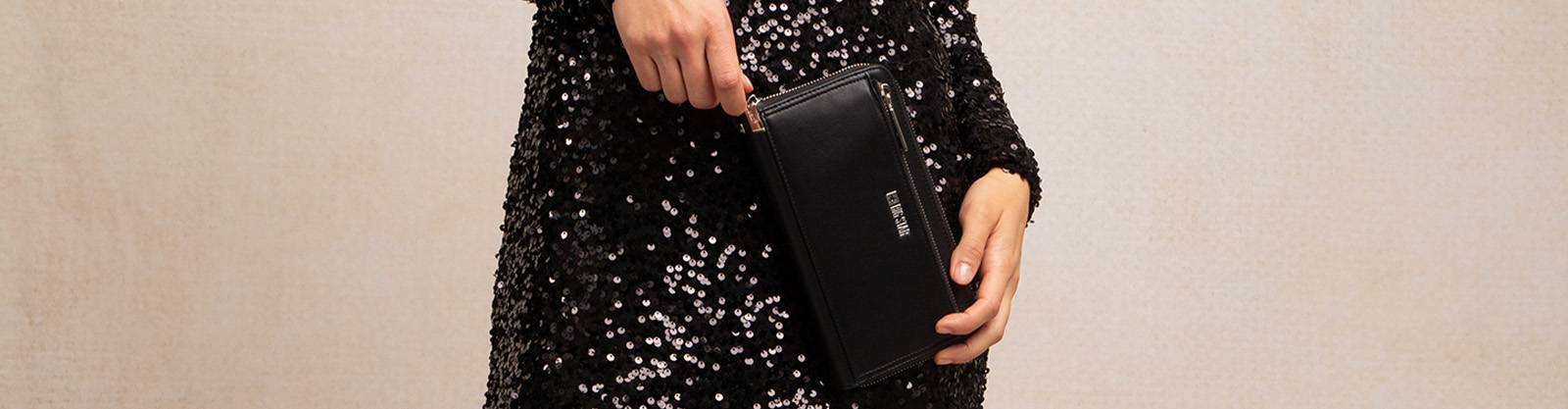 Jaka torebka do sukienki?