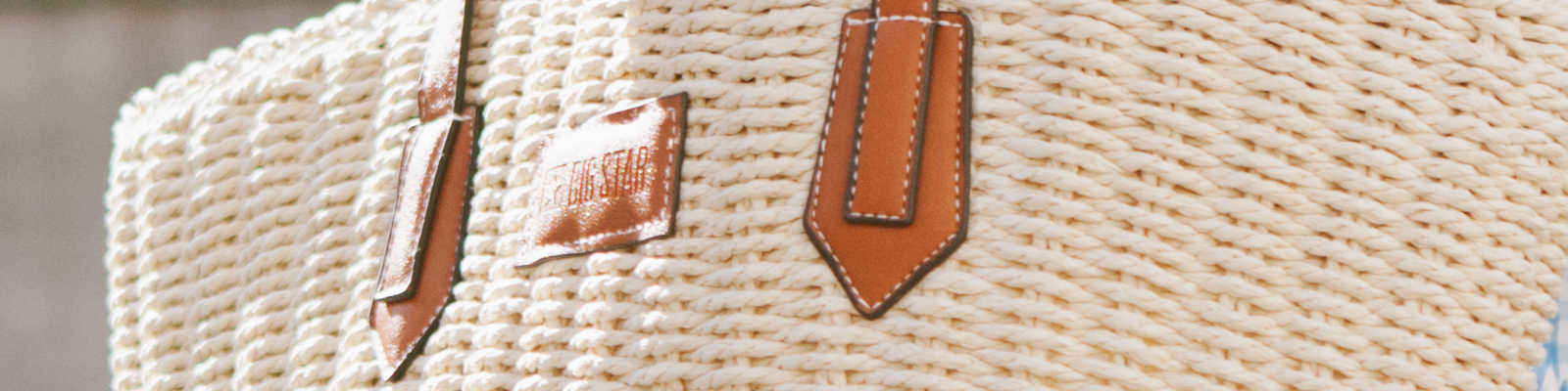 Jaka torebka do sneakersów będzie pasować do outfitu?