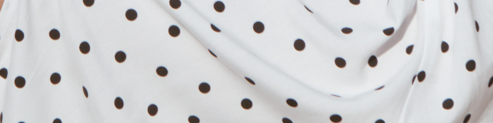 Zwiewne sukienki na lato - moda i wygoda w jednym!