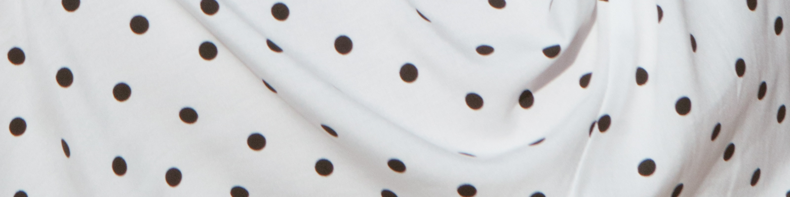 Spódnica na plażę to hit! Wybierz najmodniejsze modele