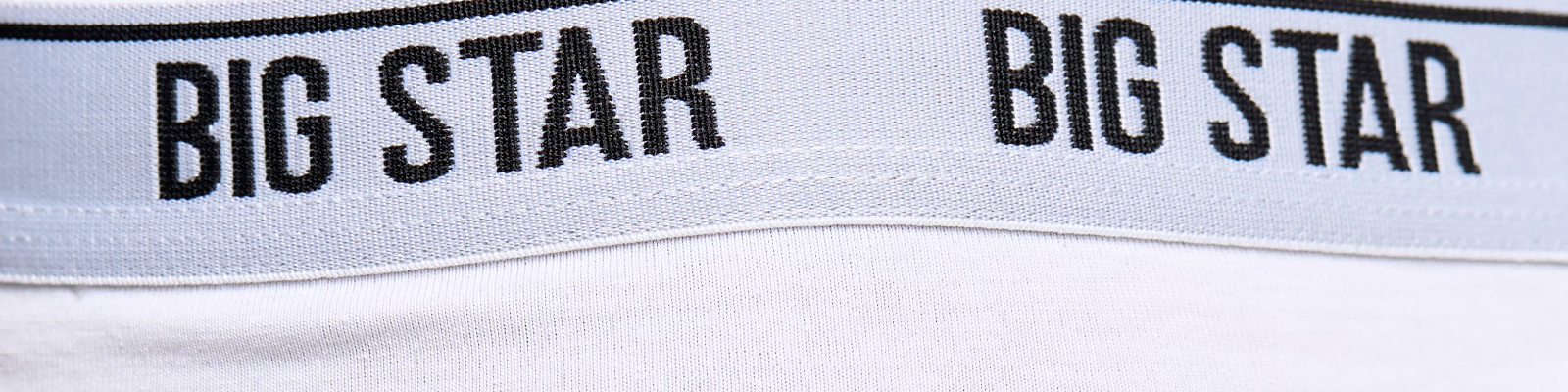 Męska bielizna na lato 2025 - kolory, wzory i fasony