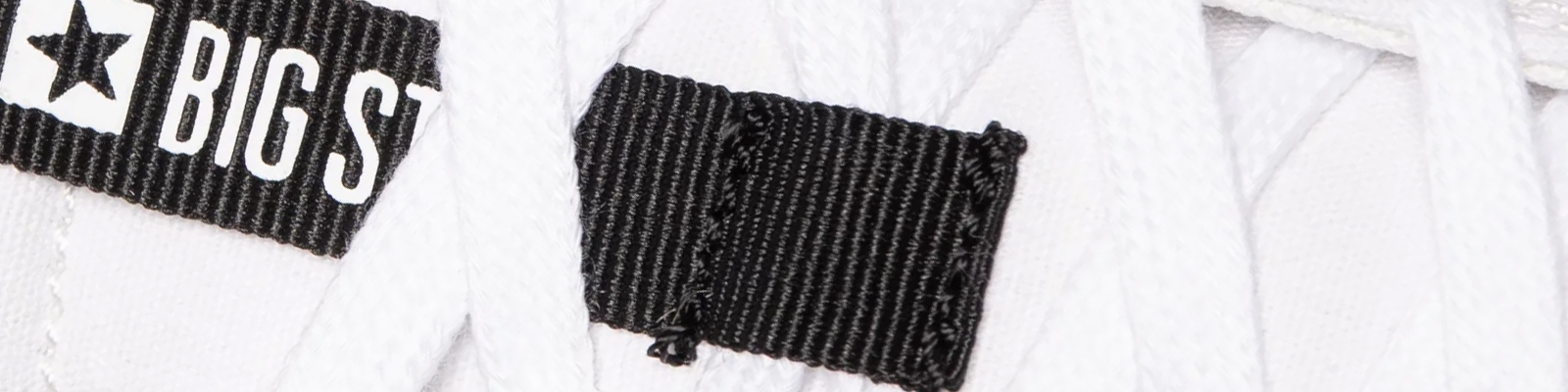 Buty na kamienistą plażę - wybierz model dla siebie!