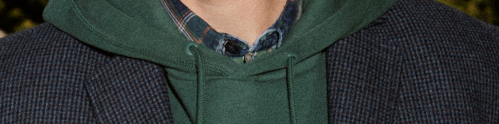 Co nosić pod kurtkę? Ubieraj się ciepło i wygodnie